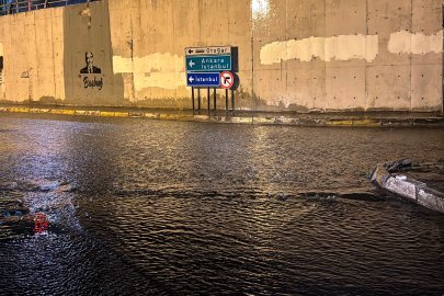 Alt geçitler göle döndü