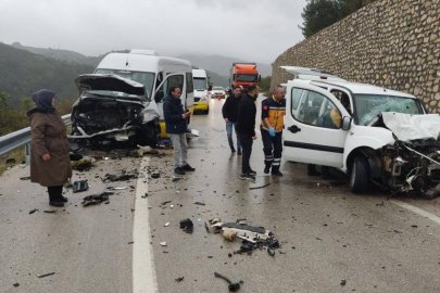 Bursa'da feci kaza: 1 ölü, 10 yaralı