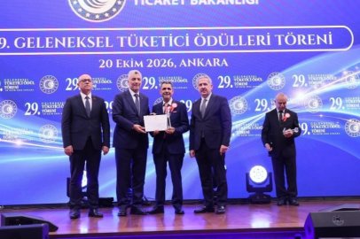 Bakan Bolat'tan Bursa'ya tüketici ödülü