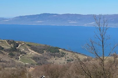 İznik Gölü ve Uludağ manzaralı köy İstanbul ve Ankaralıların radarında