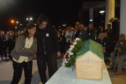İş yerinin bacasında çıkan yangın panik yarattı