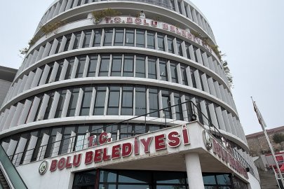 Bolu Belediyesi'ne operasyon! Belediye Başkan Yardımcısı dahil dört kişi gözaltında