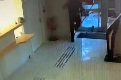 Kaldırım taşıyla banka soymaya çalıştı!
