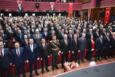 BURSA’DA CUMHURİYET COŞKUSU TAYYARE KÜLTÜR MERKEZİ’NDE YAŞANDI