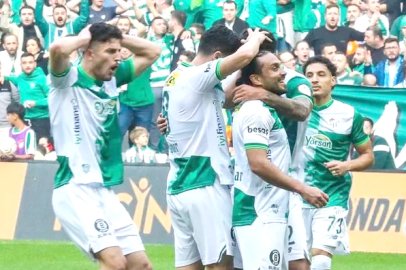 Bursaspor liderliğini korudu: 3-0