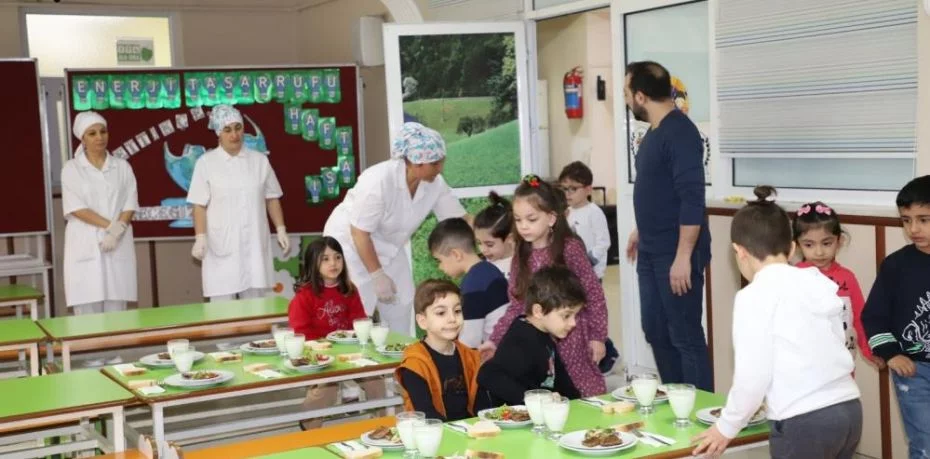 Bursa’da 70 bin öğrenciye ücretsiz yemek