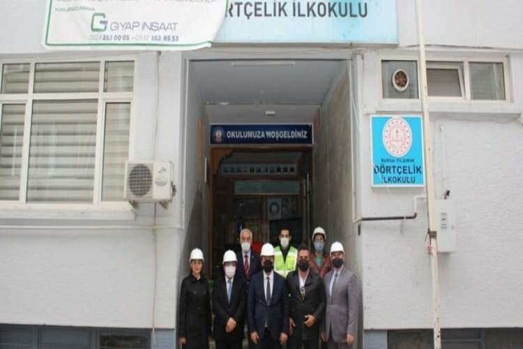 Bursa’da okul inşaatları hız kesmeden devam ediyor