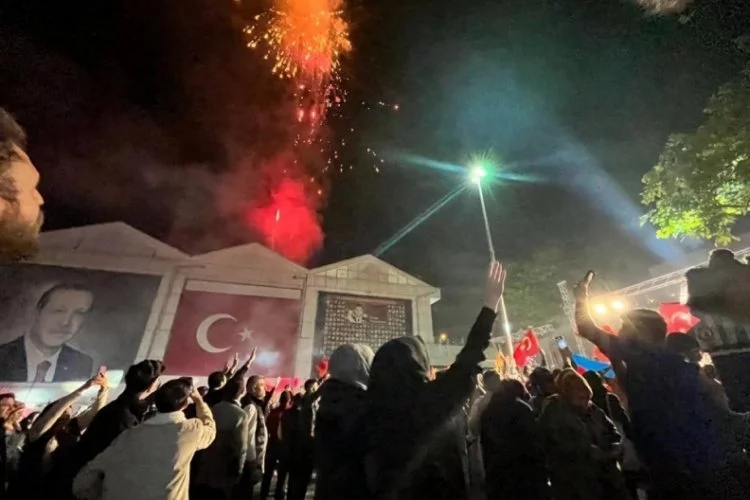 AK Parti 15 Temmuz Demokrasi Meydanı'nda Bursalılara seslendi