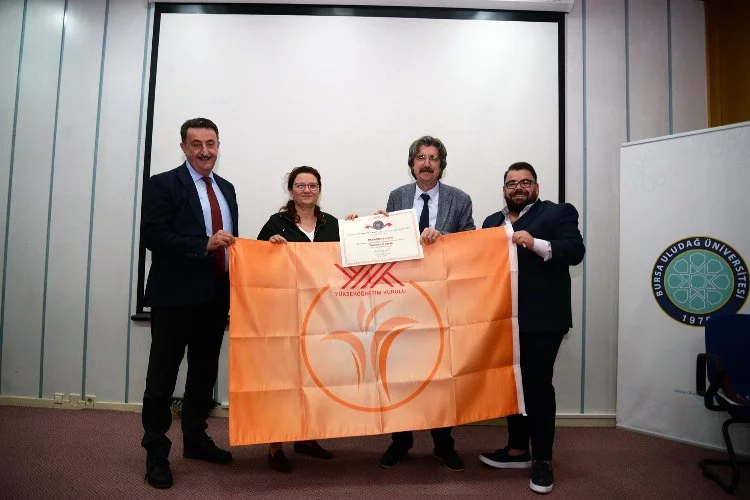 Bursa'nın o üniversitesine ‘Turuncu Bayrak’ ödülü
