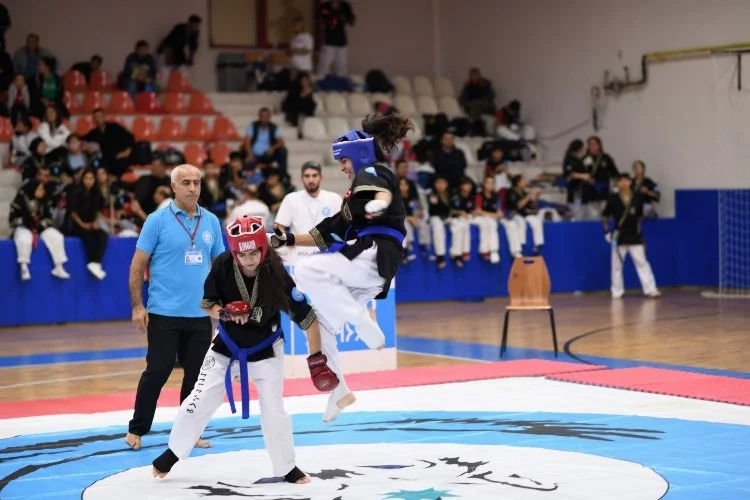 Alpagut Türkiye Şampiyonası 25O sporcuyla nefesleri kesti