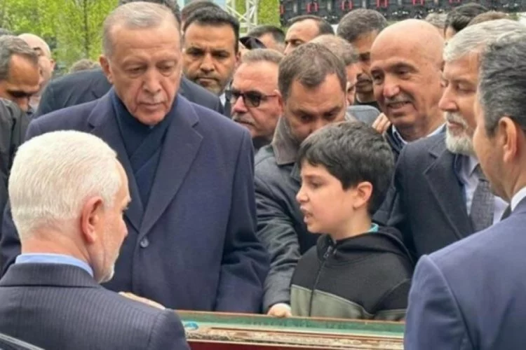 Azerbaycanlı demir ustasından Erdoğan'a 'Zafer Kılıcı'
