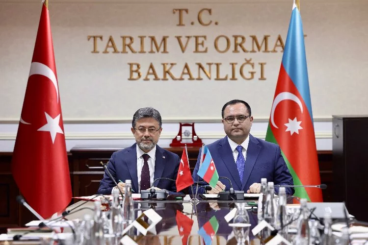 Bakan Yumaklı, Azerbaycan Tarım Bakanı Memmedov ile Bir Araya Geldi