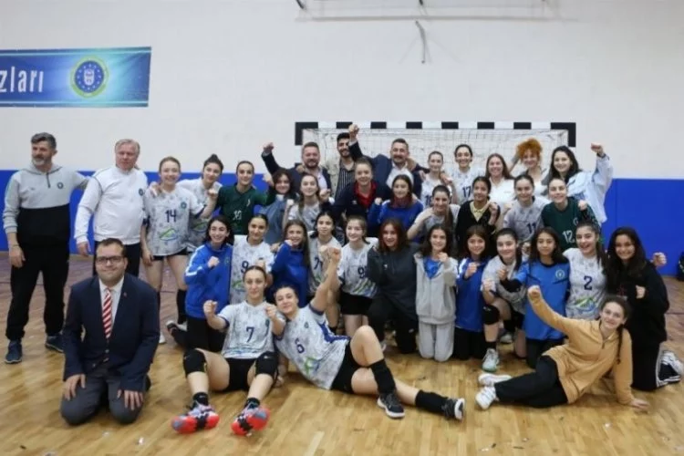 Bursa Büyükşehir Belediyespor Kadın Hentbol Takımı Süper Lig yolunda