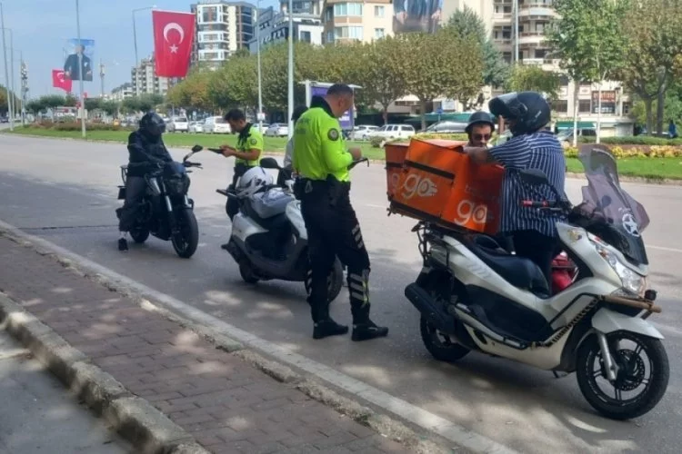 Bursa Nilüfer'de motosikletli kuryelere sıkı takip