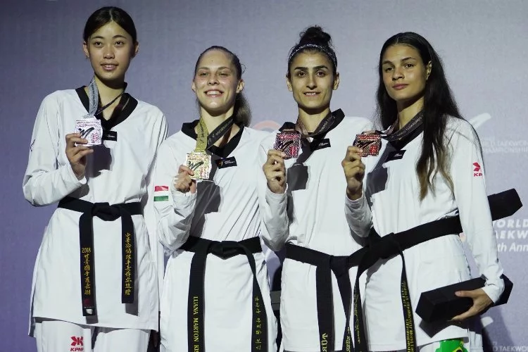 Bursa'nın gururu milli taekwonducu Hatice Kübra İlgün dünya üçüncüsü oldu