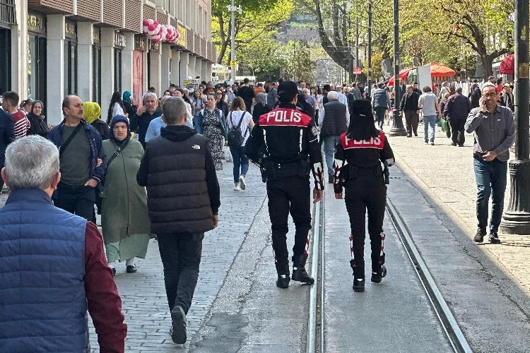 Bursa Polisi Bayram Üstü Kuş Uçurtmadı