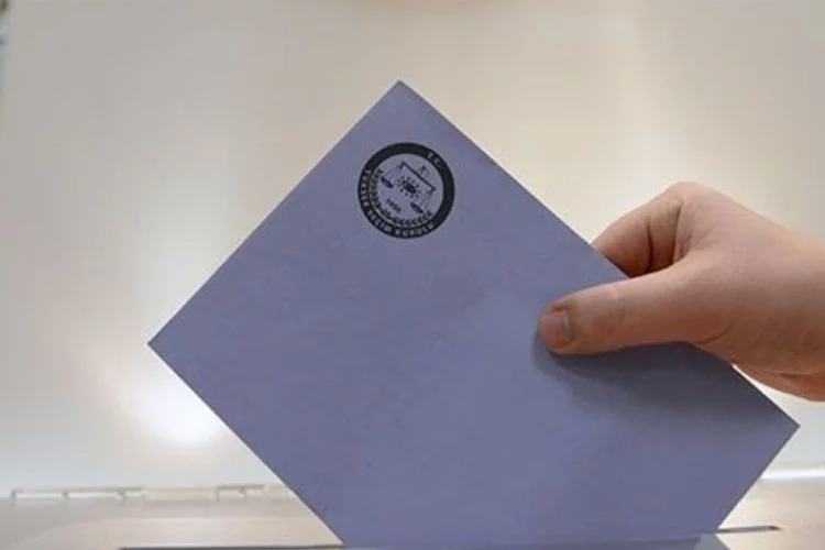 Bursalıların dikkatine:Eski seçmen kağıdı ile sandıkta oy kullanabilir mi?