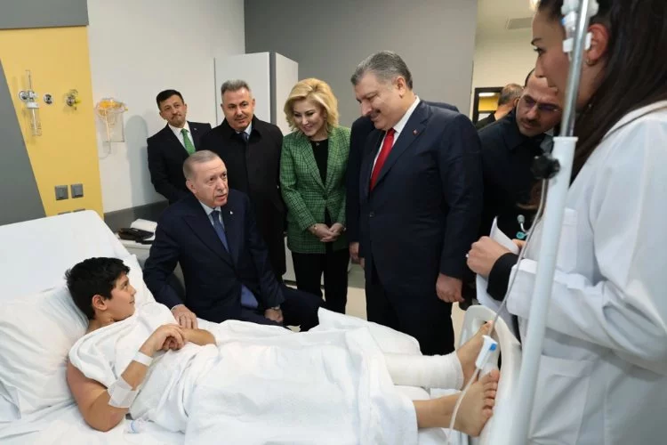 Cumhurbaşkanı Erdoğan: "35 bin sağlık personeli atanacak!"