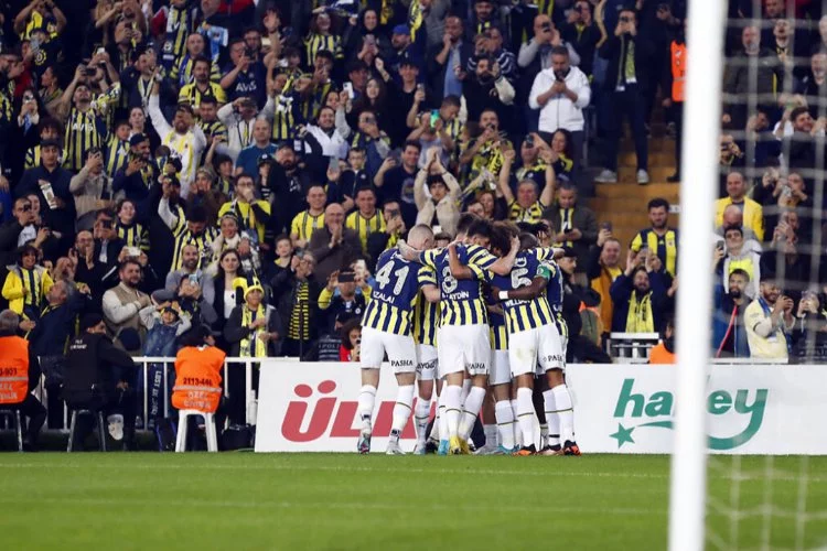 Fenerbahçe'nin sorunu defansif düşüş