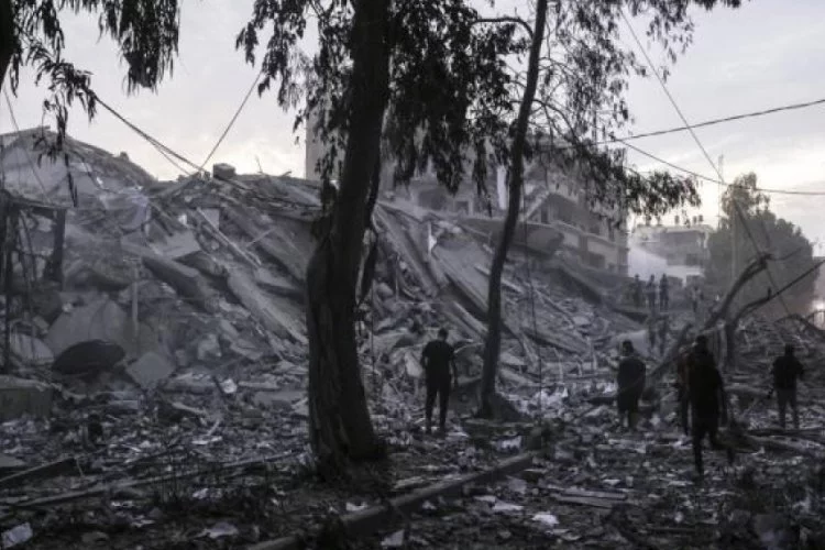 Gazze'de 232 kişi hayatını kaybetti