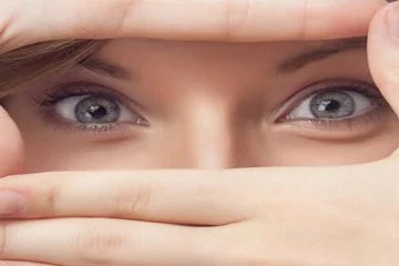 Göz seğirmesi neden olur? Göz seğirmesi neyin belirtisi ve sebebi nedir?