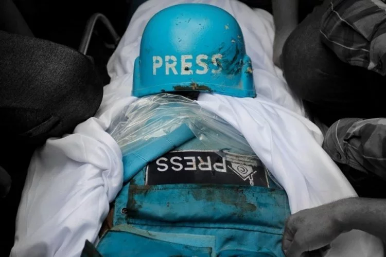 İsrail ordusu, Gazze'de bir gazeteciyi daha öldürdü