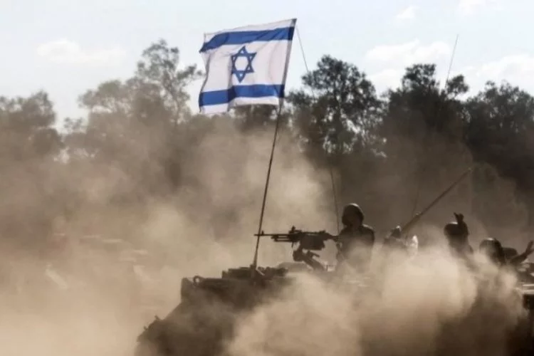 İsrail, topçu atışlarıyla Lübnan'ın sınır bölgelerini hedef aldı