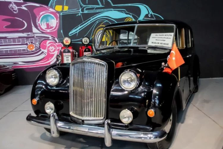 KKTC’nin ilk ve tek klasik araba müzesinde tarihe yolculuk