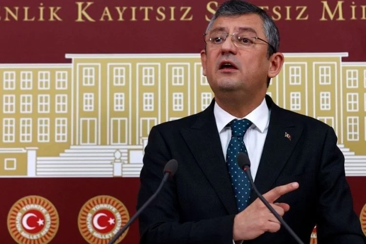Özgür Özel'den 'emanetçi' çıkışı: CHP Genel Başkanı onun bunun emanetçisi olmaz