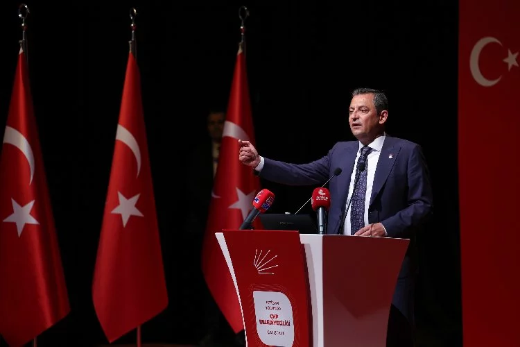 Özgür Özel: "Erdoğan ile yüz yüze görüşeceğim, kutuplaşmayı kırmak için adım atacağımıza inanıyorum"