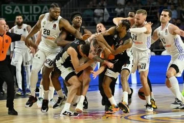 Real Madrid - Partizan maçında büyük kavga!