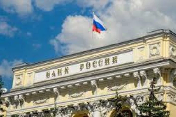 Rusya Merkez Bankası Enflasyon Kontrolü İçin Faiz Oranlarını Yüksek Tutacak