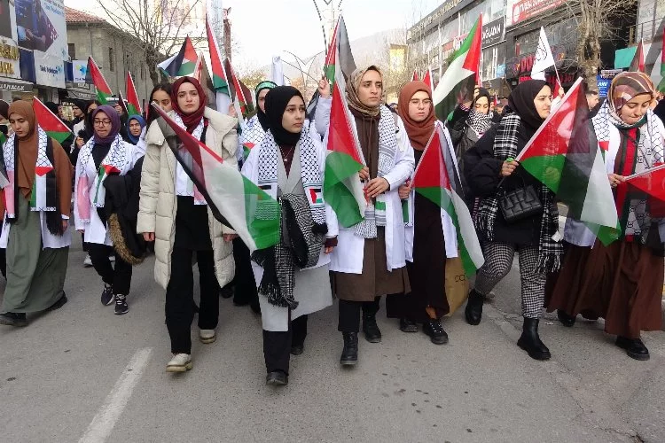 Sağlık çalışanlarından Filistin için 'sessiz yürüyüş’