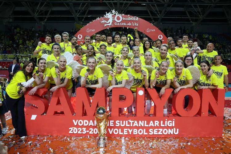 Sultanlar Ligi'nde şampiyon Fenerbahçe