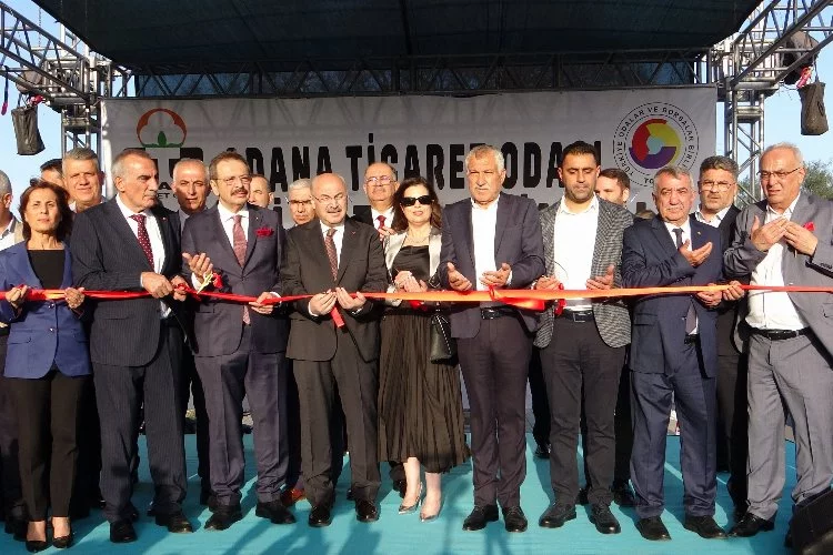 TOBB Başkanı Rifat Hisarcıklıoğlu, ATO’nun yeni hizmet binasının açılışına katıldı
